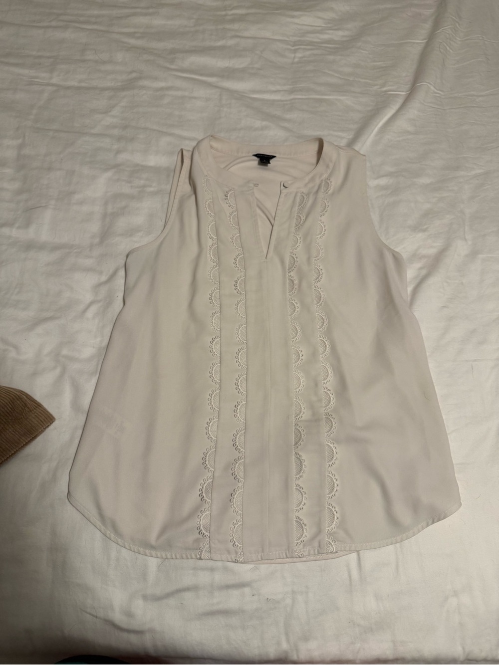 Ann Taylor Cream Lace-Trim Sleeveless Camisole